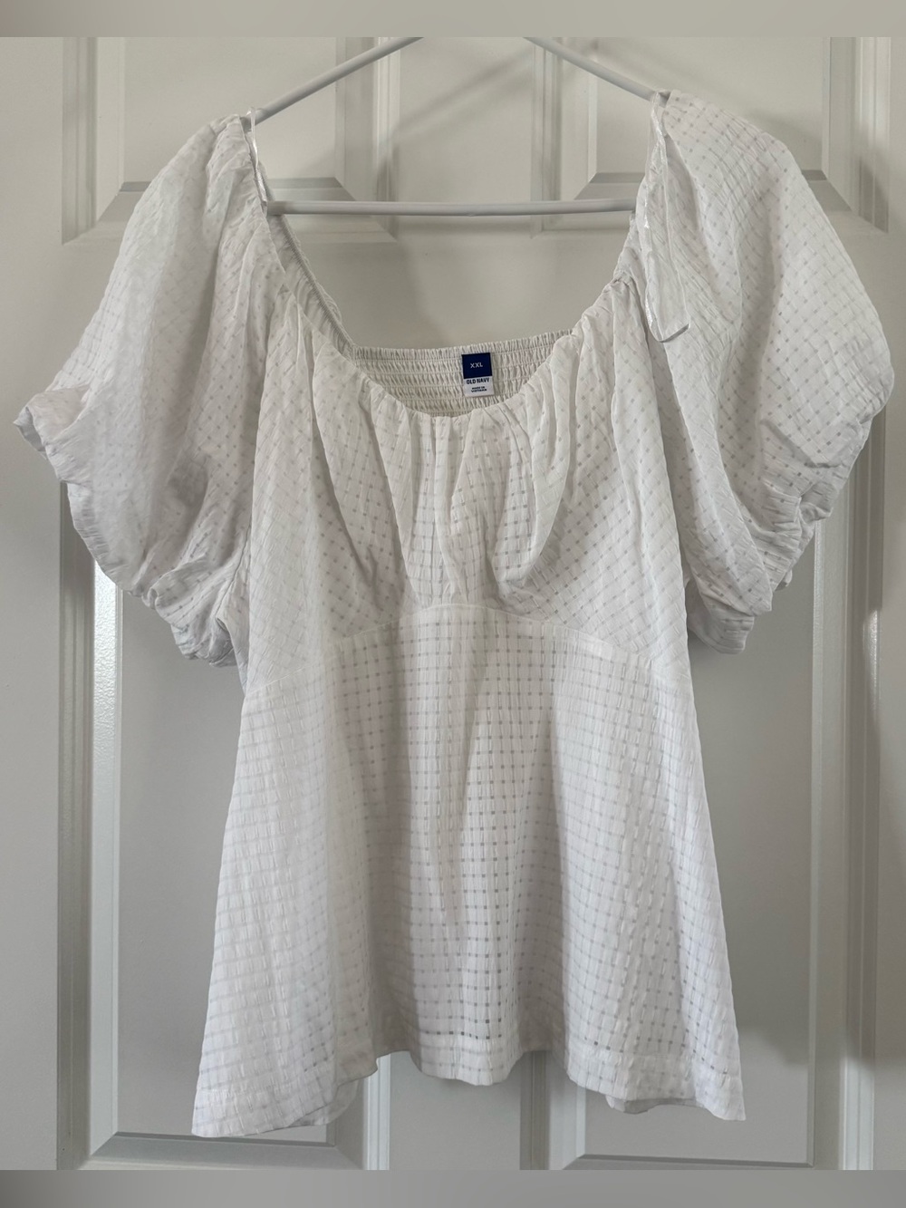 Old Navy White Puff-Sleeve Eyelet Blouse